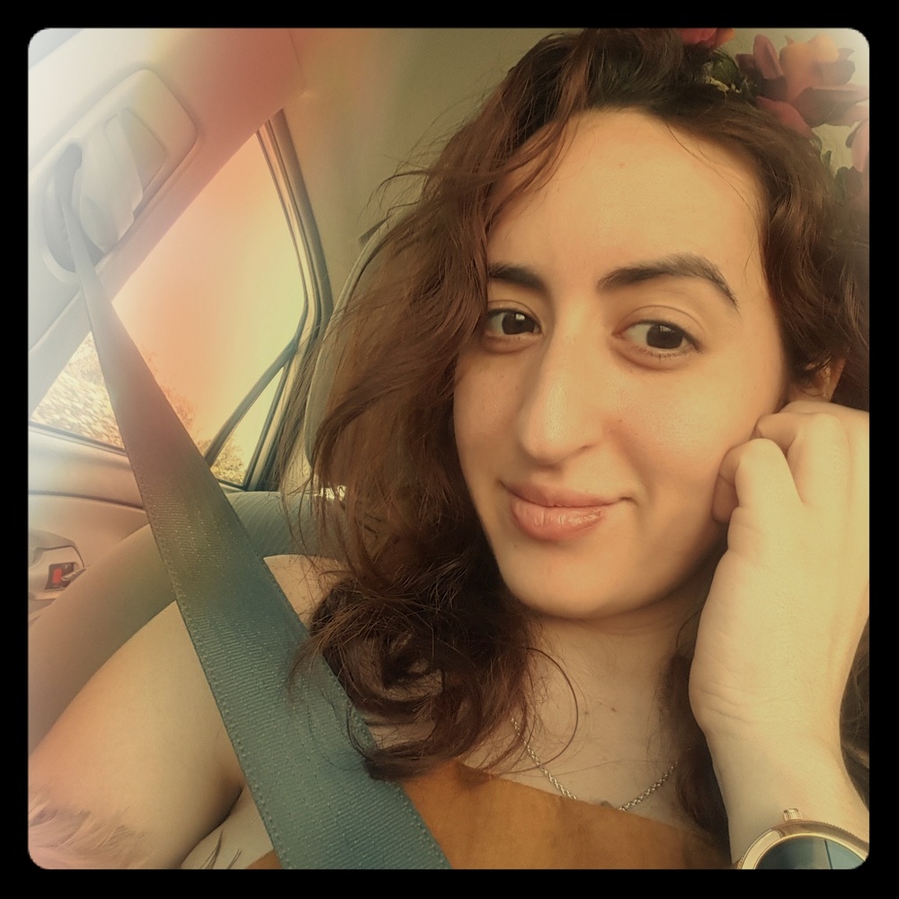 Meet your Posher, Anais